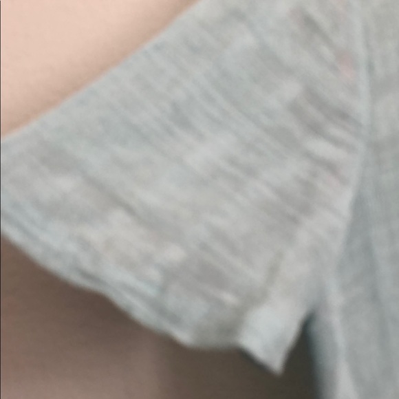 Fresh Linen Oversized Top.... - Picture 2 of 3